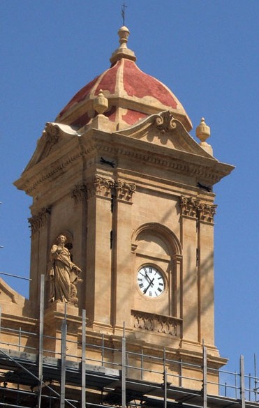 Dettaglio della Cattedrale di Noto durante la ricostruzione