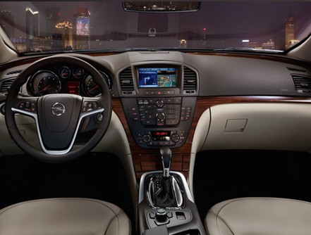 Gli interni dell'Opel Insignia