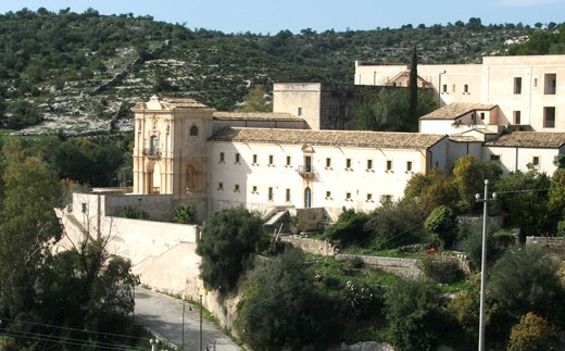 Santuario dedicato a Maria Scala del Paradiso (a pochi km da Noto)