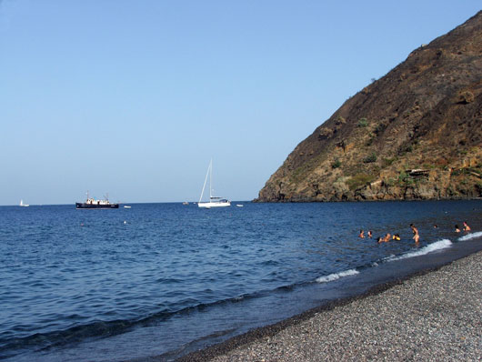 spiaggia-di-canneto-lipari La spiaggia di Canneto a Lipari