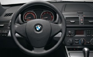 cruscotto-bmw-x3 Il cruscotto della BMW X3 - clicca sulla foto per ingrandirla