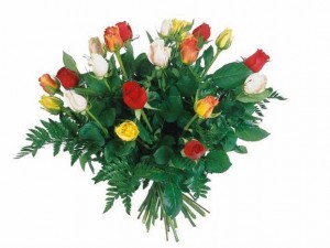 mazzo-di-fiori-festa-della-mamma Ecco un mazzo di fiori disponibile su Interflora.it
